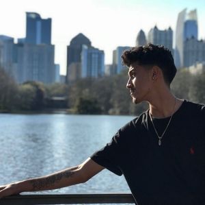 Meet your Posher, Miguel